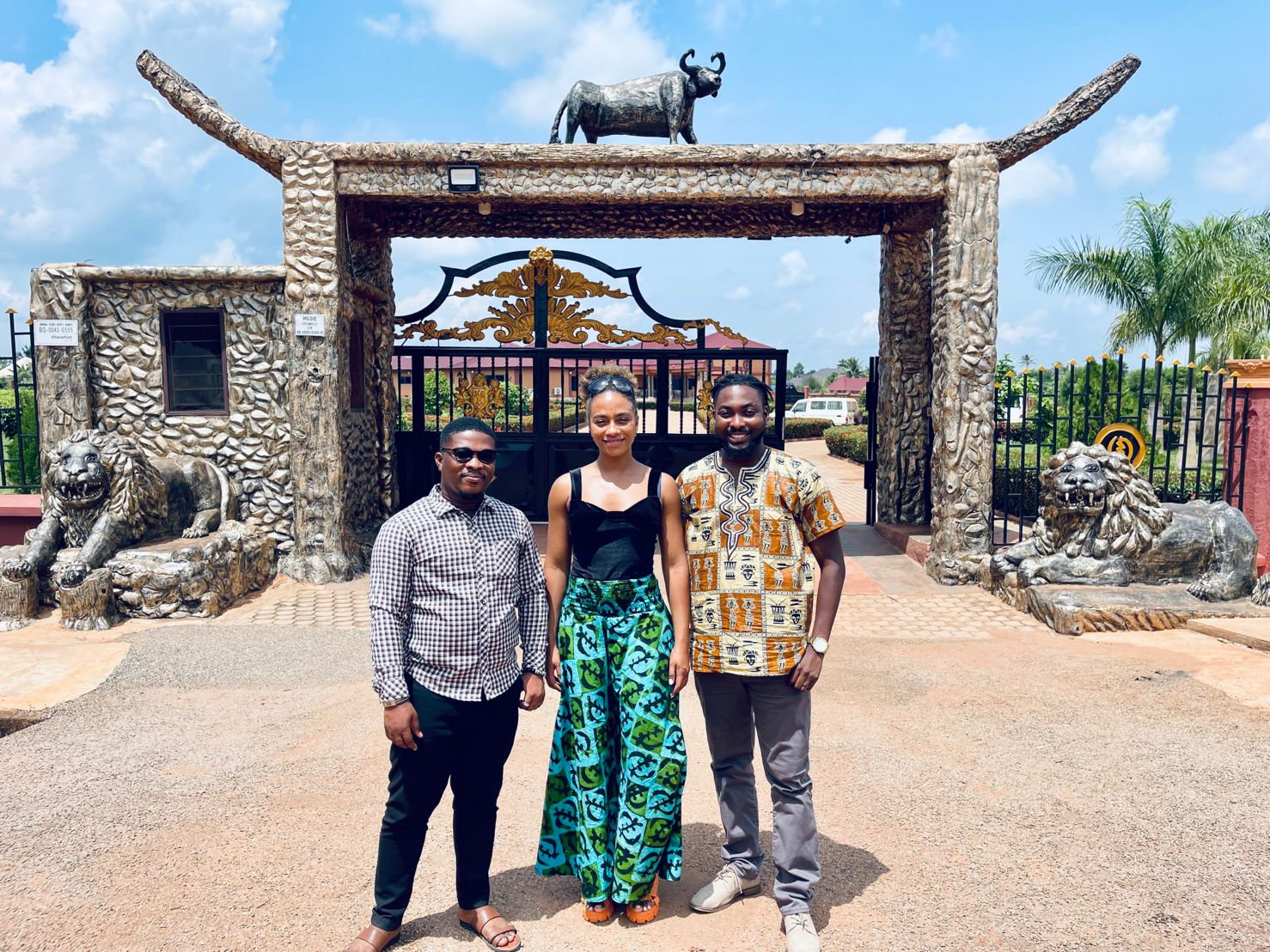 Paid a courtesy visit to the Chief of Keyasi No.1